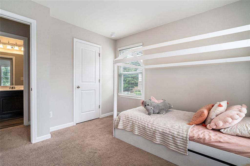 PARKSIDE @ TRAVERS CREEK - Residential