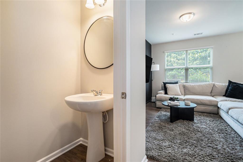PARKSIDE @ TRAVERS CREEK - Residential