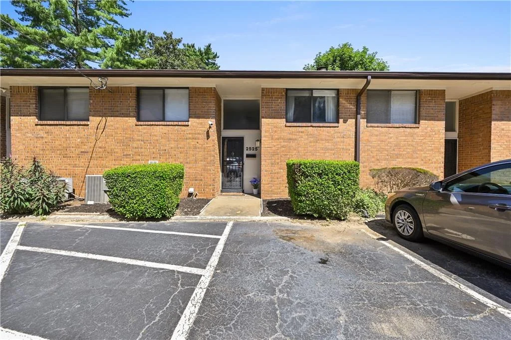 2525 Bradford Square NE, Atlanta, GA, 30345