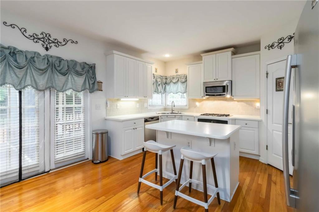 3780 Summit Gate Drive, Suwanee, Georgia image 14