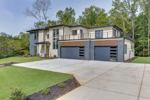 A home in Hoschton