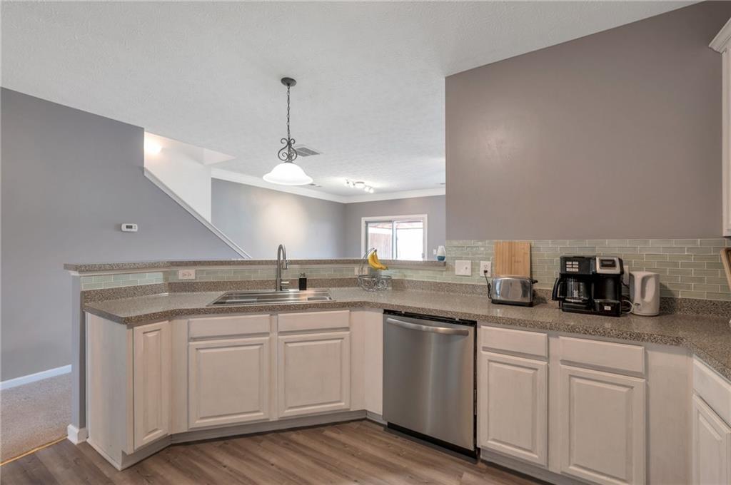 310 Oak Leaf Place, Acworth, Georgia image 10