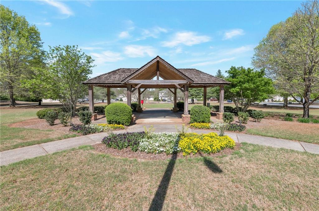310 Oak Leaf Place