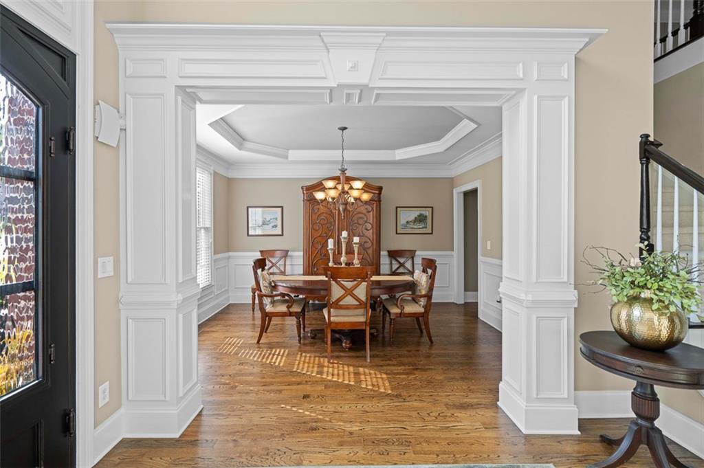 2728 Henderson Summit
