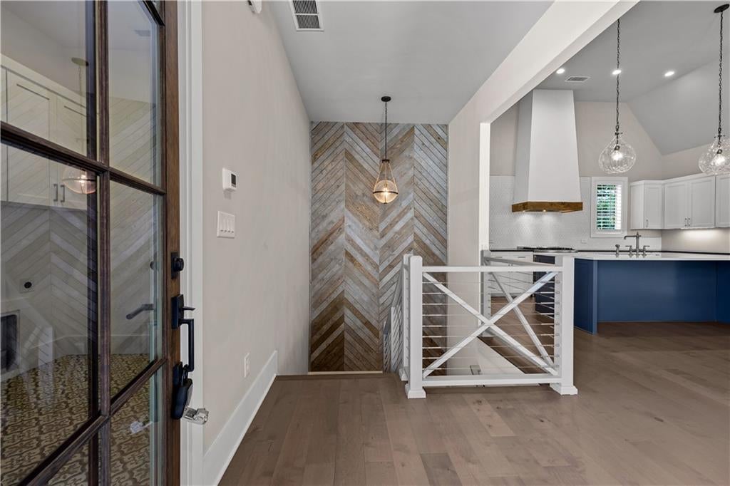 195 Arbor Garden Circle