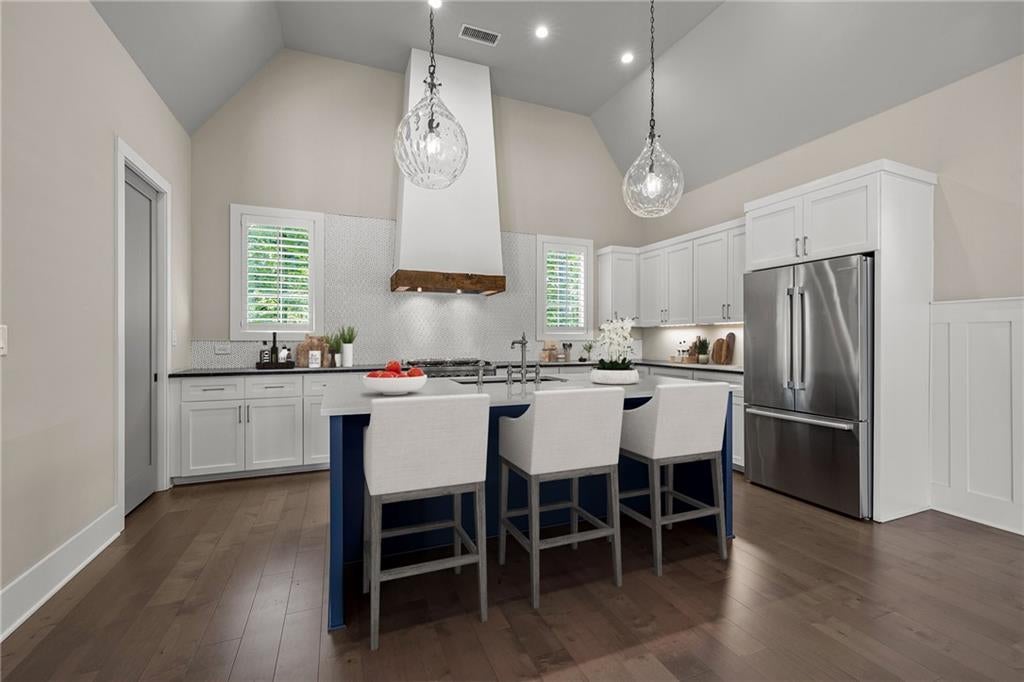 195 Arbor Garden Circle