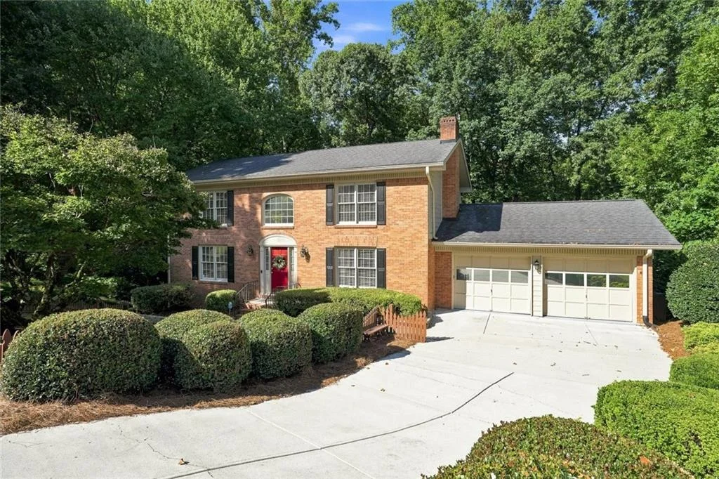 113 Jamestown Court SW