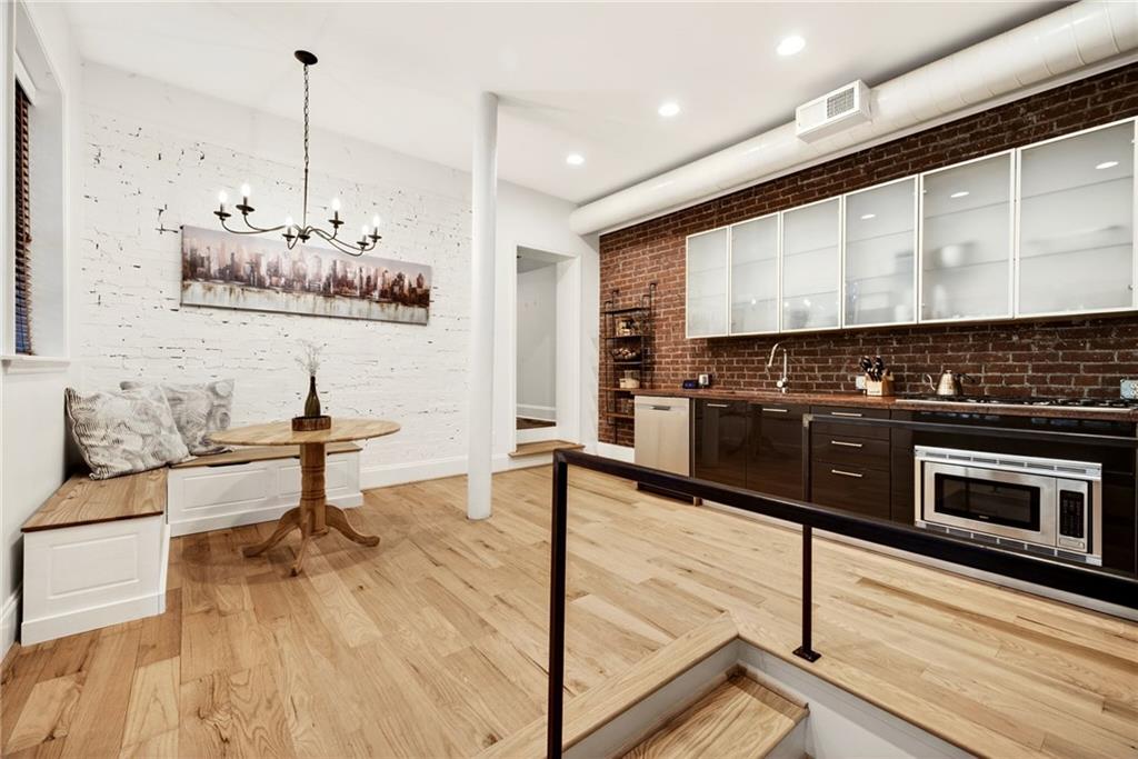 65 Peachtree Memorial Drive NW 5