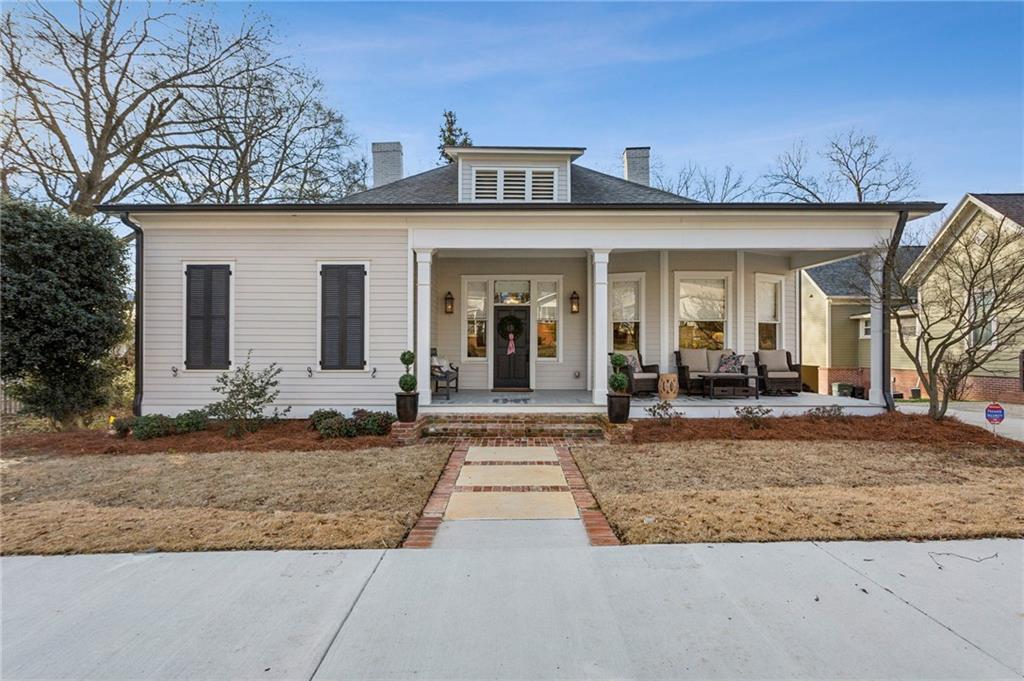 366 East Dixie Avenue SE