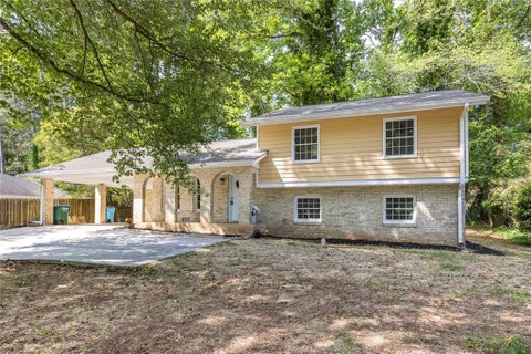 Homes For Sale - 383 Ben Avenue<br/> Gwinnett County, Lilburn, GA 30047