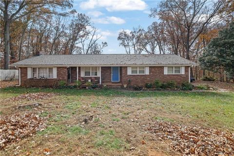 1192 Pathfinder Road Marietta GA 30066