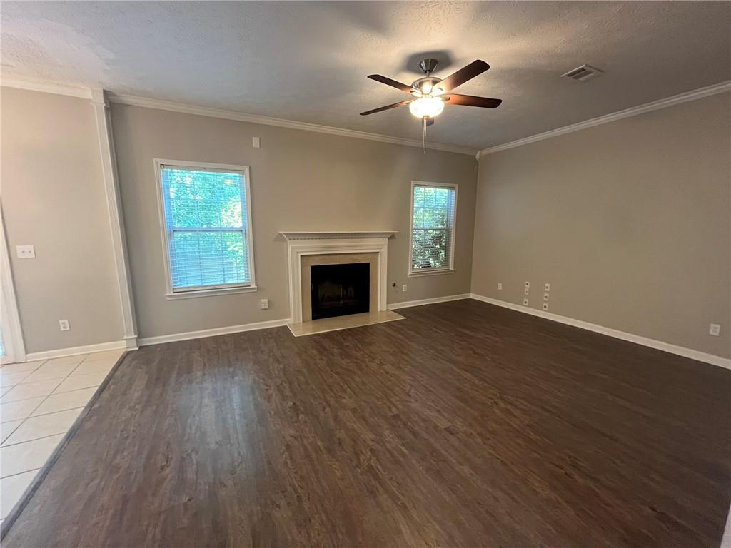 Lauren Hall - Residential Lease