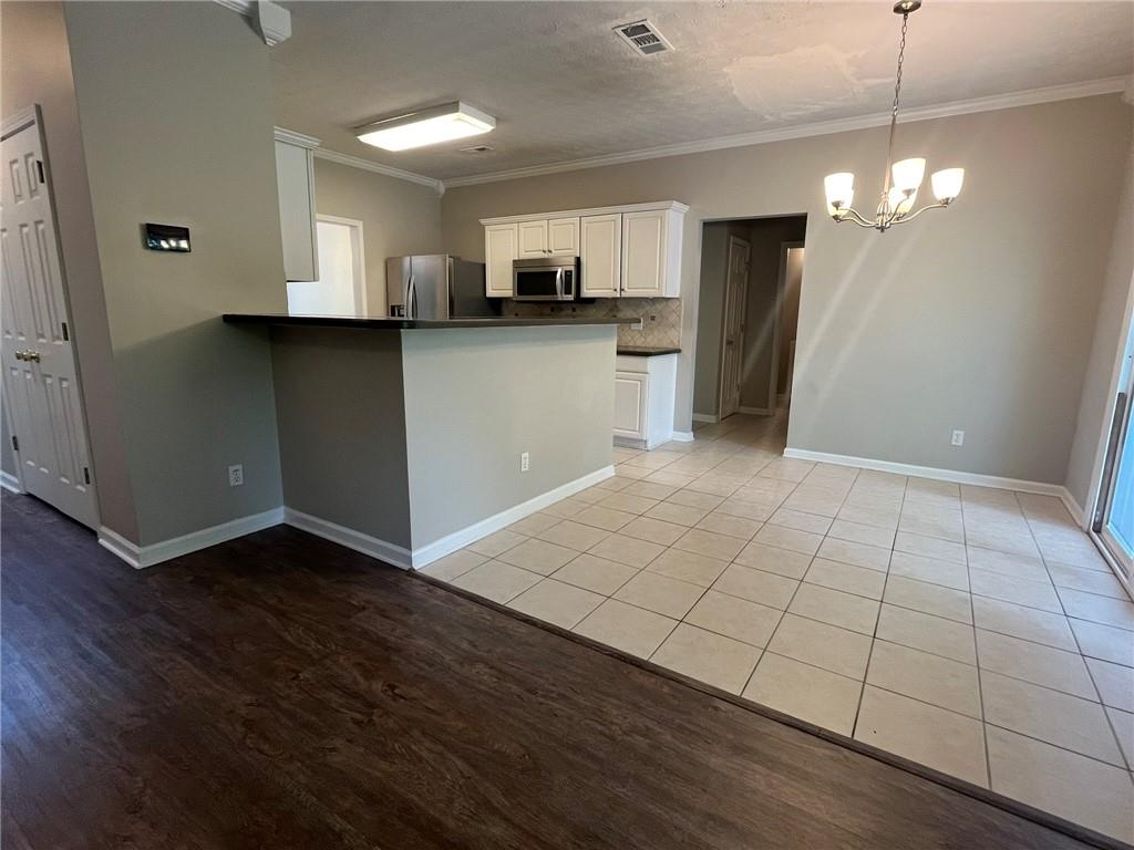 Lauren Hall - Residential Lease
