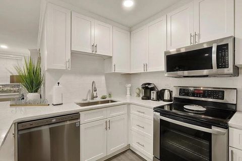 300 W Peachtree Street 4C Atlanta GA 30308