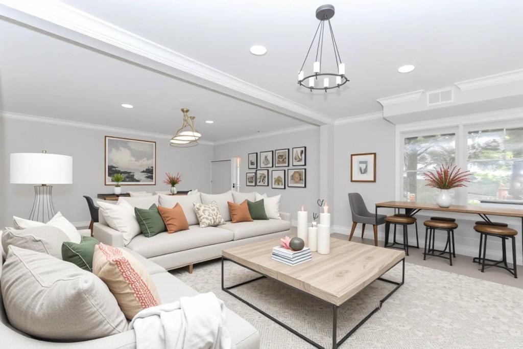 1122 Cayuga Court
