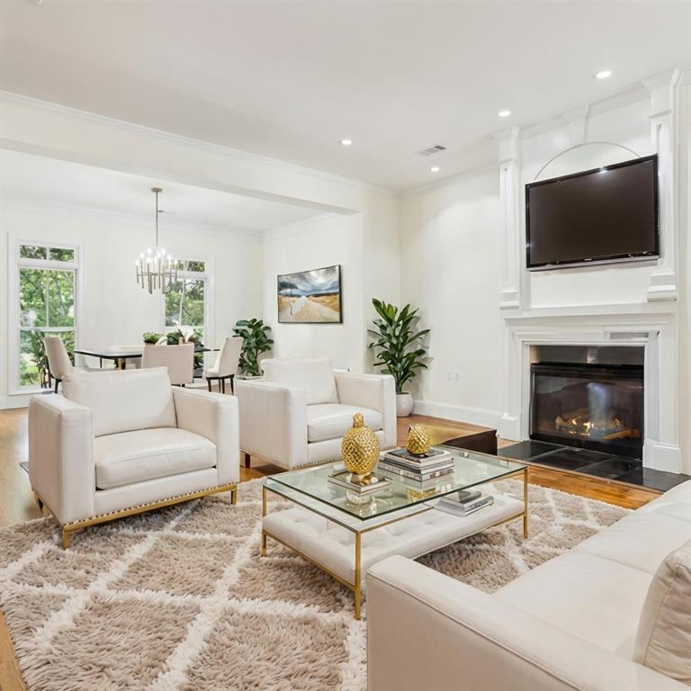 3127 Lenox Road NE 6