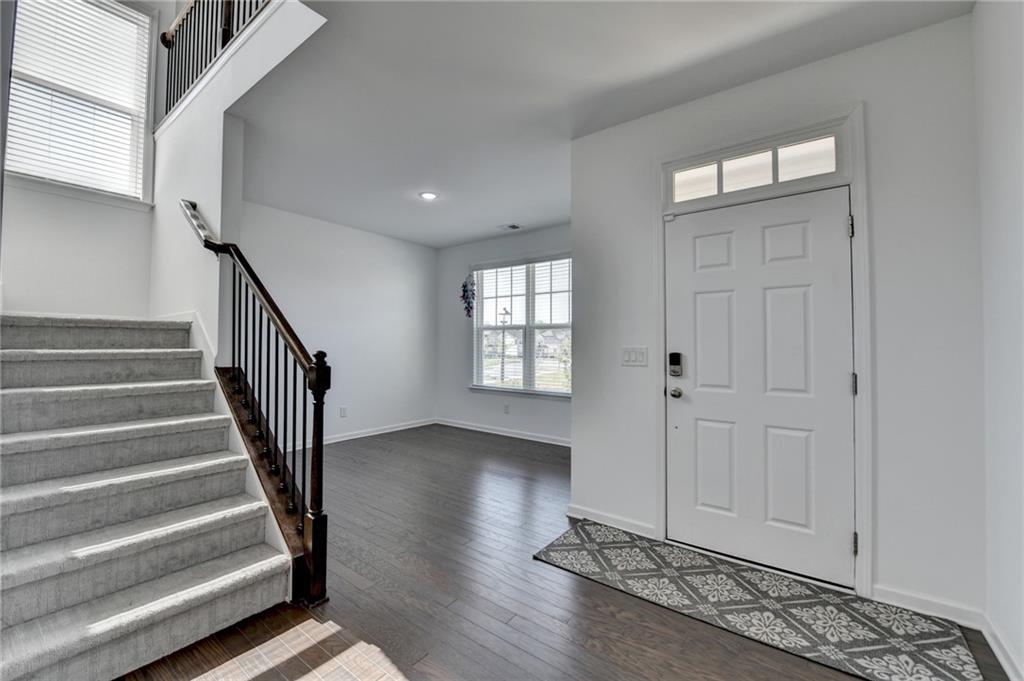 5530 Bower Place, Cumming, Georgia image 3
