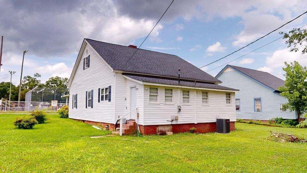 15 Aragon Road