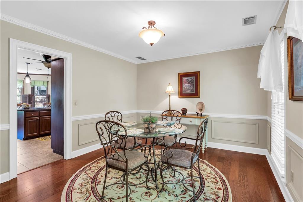 4702 Sequoia Drive, Lilburn, Georgia image 4