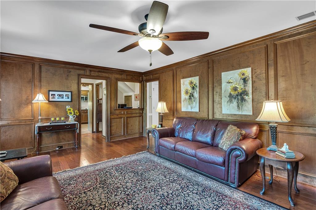 4702 Sequoia Drive, Lilburn, Georgia image 13
