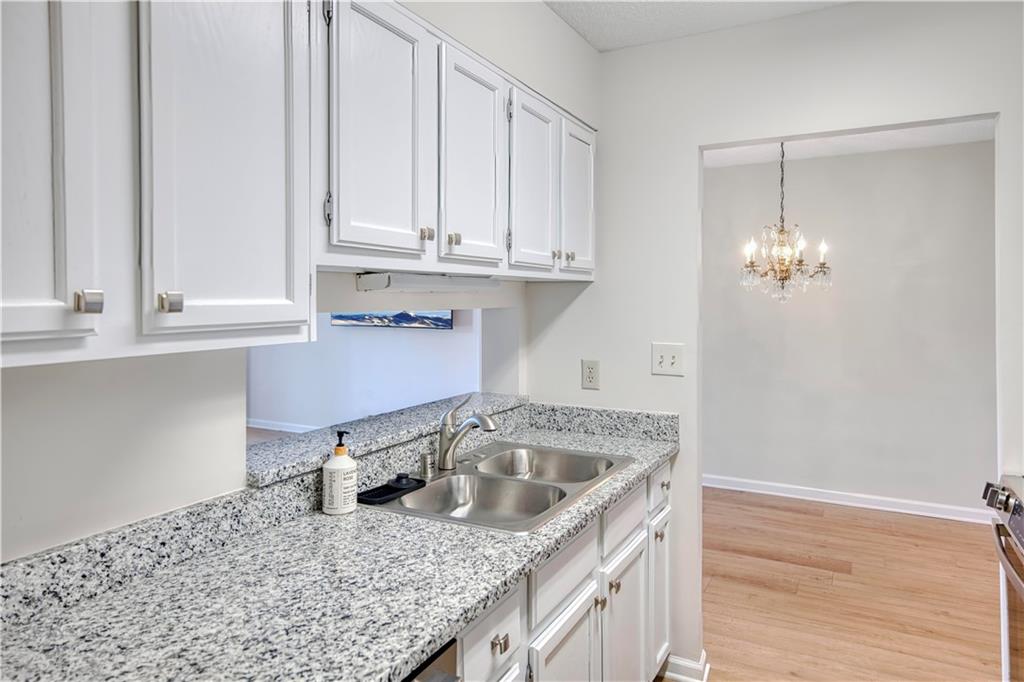 300 Johnson Ferry Road B406