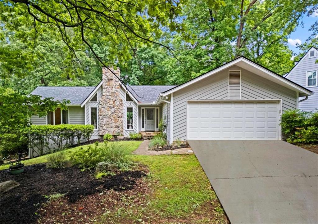 413 Sassafras Road