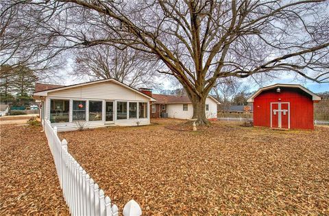 A home in Cartersville