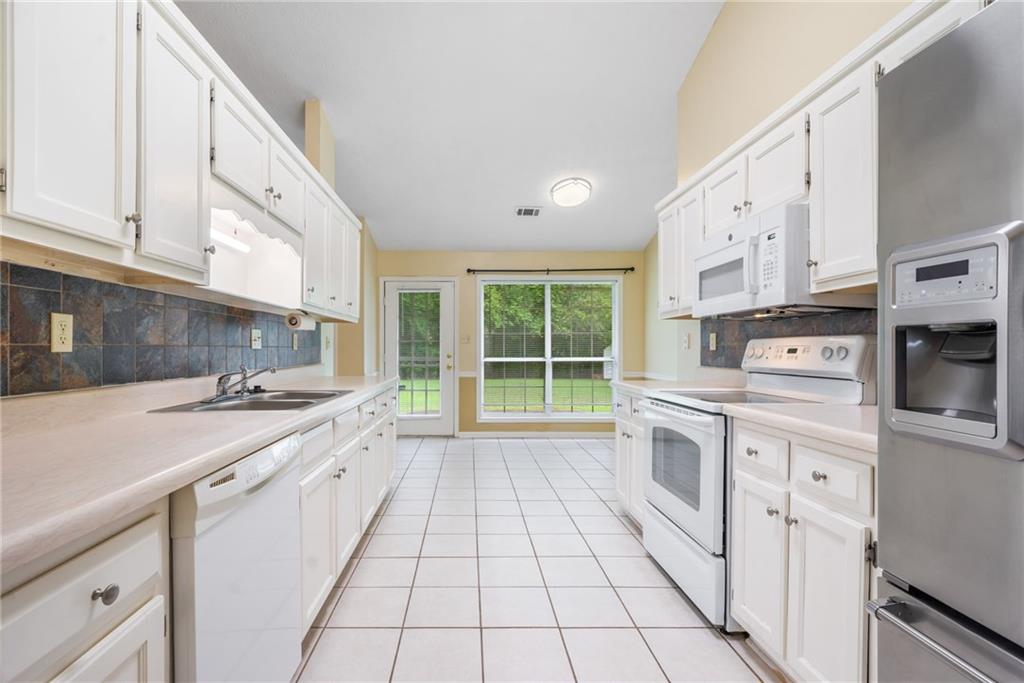 467 Ravinia Way, Lawrenceville, Georgia image 7
