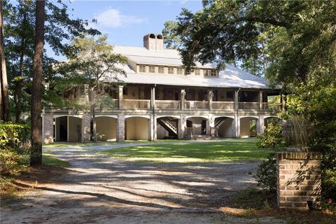 1300 Retreat Road Riceboro GA 31323