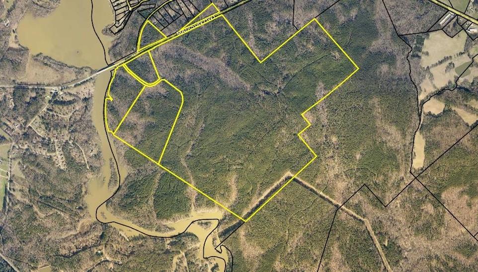 Located on Hwy 278 between Madison and Greensboro with frontage on Lake Oconee. This 530 +/- acre tract has a great interior road system, timber value mostly pine with some hardwood, rolling to sloped terrain. Huge potential for a interior residential development with common and private lake access. This location also provides access to Interstate 20, shopping and dining in Madison, as well as the multiple shopping and dining venues surrounding Lake Oconee. The largest contiguous parcel is located on the south side of Hwy 278 with 2 smaller parcels on the north side.