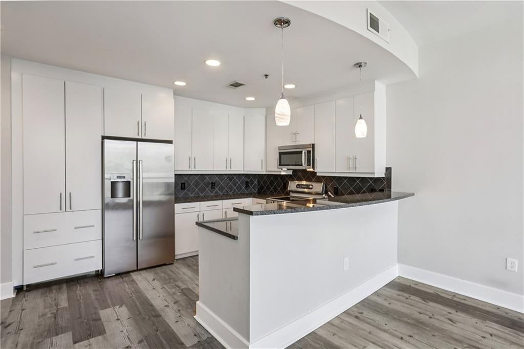 1080 Peachtree Street NE 1701