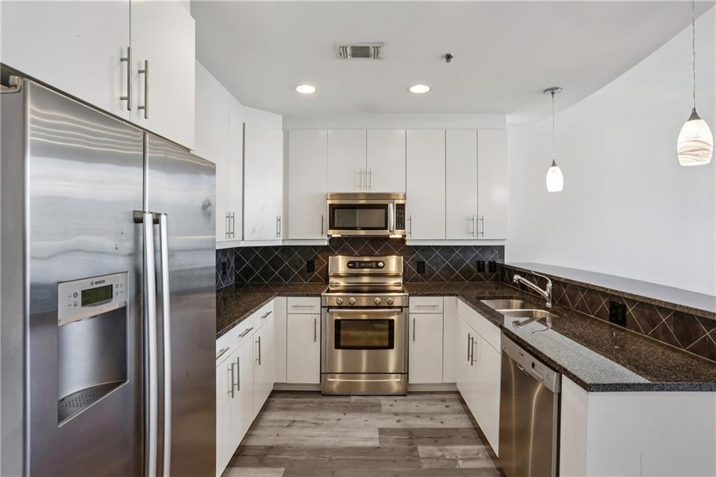 1080 Peachtree Street NE 1701