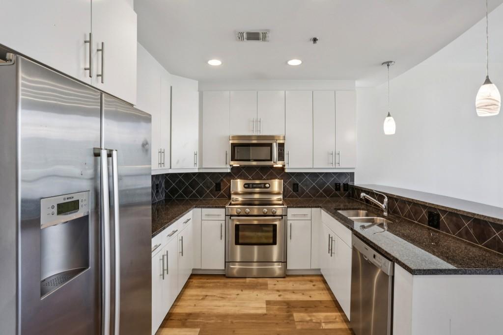 1080 Peachtree Street NE 1701