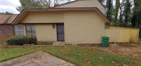 Photo of 3223 Strawberry Lane, Decatur, GA 30034 (MLS # 7664700)