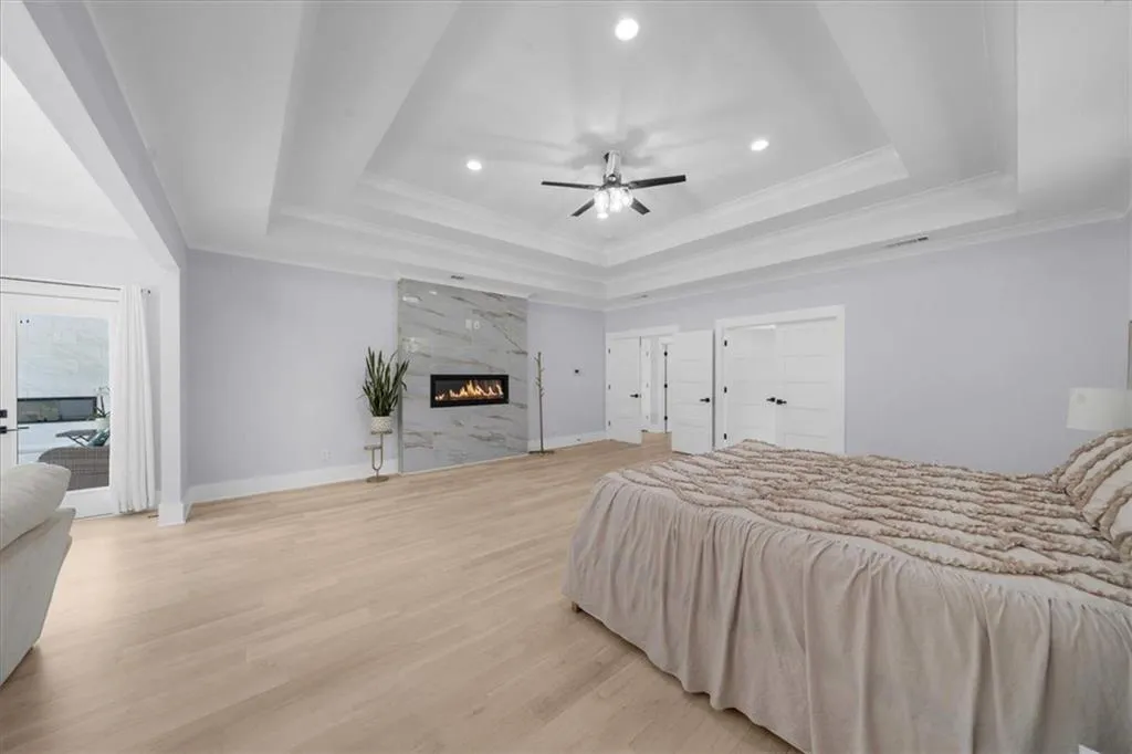 Loganville, Georgia 30052, United States, 5 Bedrooms Bedrooms, ,6 BathroomsBathrooms,Residential,Pending,132195