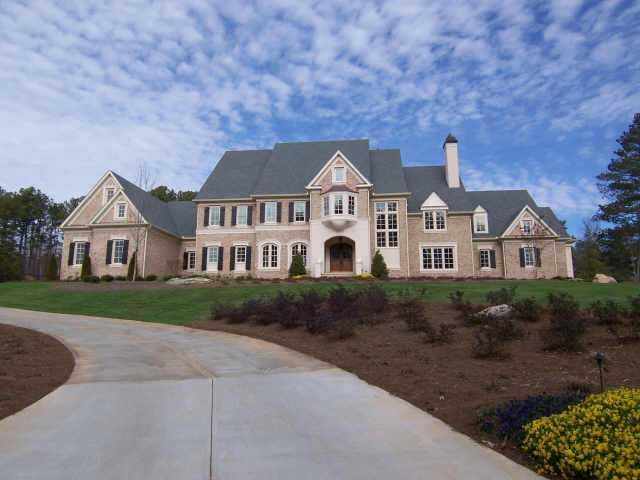 New Construction by Hardy Smith of Glenayre with his signature reclaimed cherry floors and paneled study. Large master down with huge master bath. Large kitchen and keeping with walk-out pool.