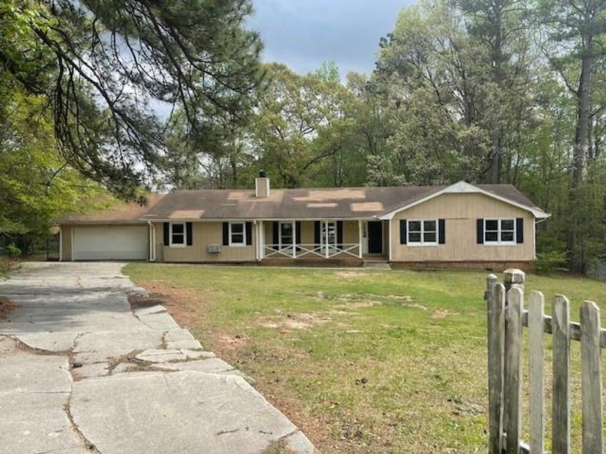 Looking for a one story home with ample space? Well look no further, this Beautiful ranch style home located in neighborhood convenient to shopping, dining, schools, recreational facilities and much more. Interior of the home boast 3 bedrooms 2 baths, large kitchen and family area perfect for entertaining. Large open lot, partially fenced with plenty of parking.