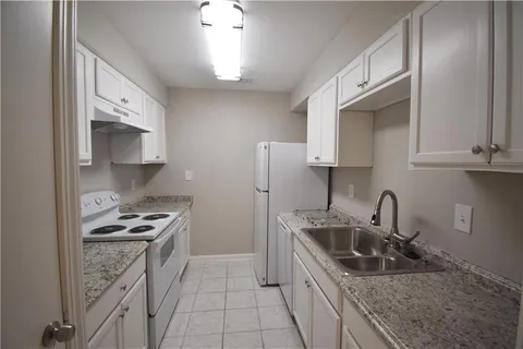 MLS: 7547099