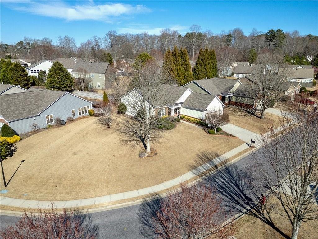 5015 Kings Common Way