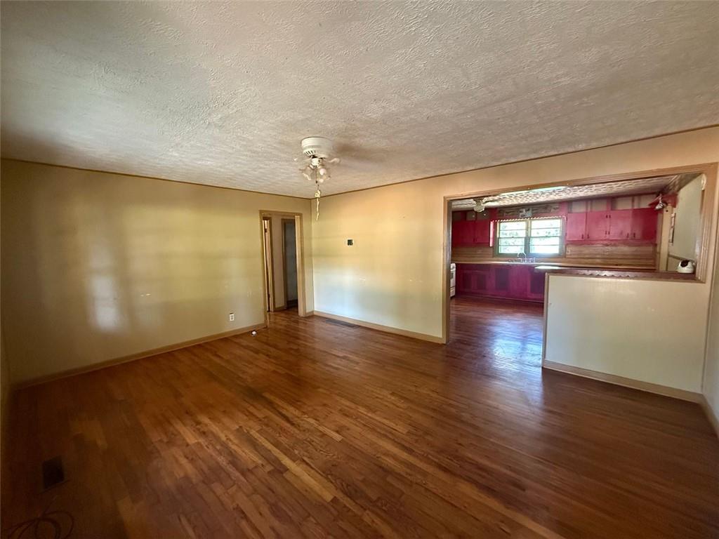 1272 Cave Springs Road