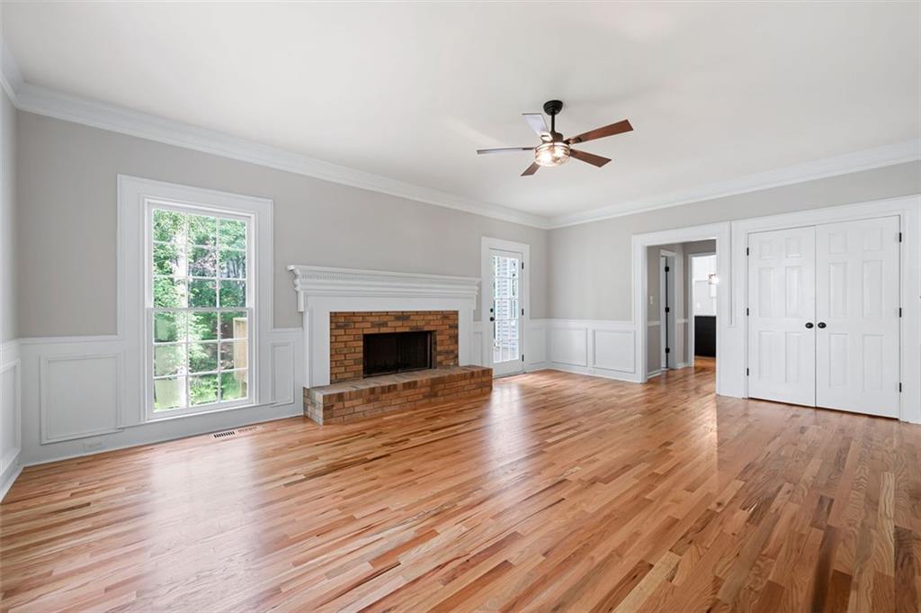 Saddle Brook - Residential