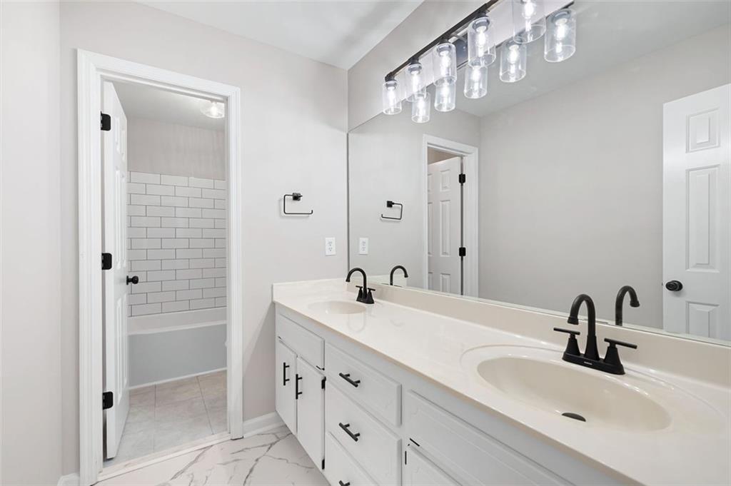 Saddle Brook - Residential