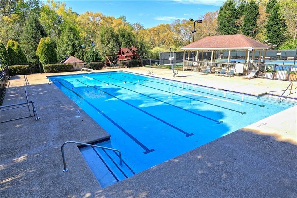 Saddle Brook - Residential