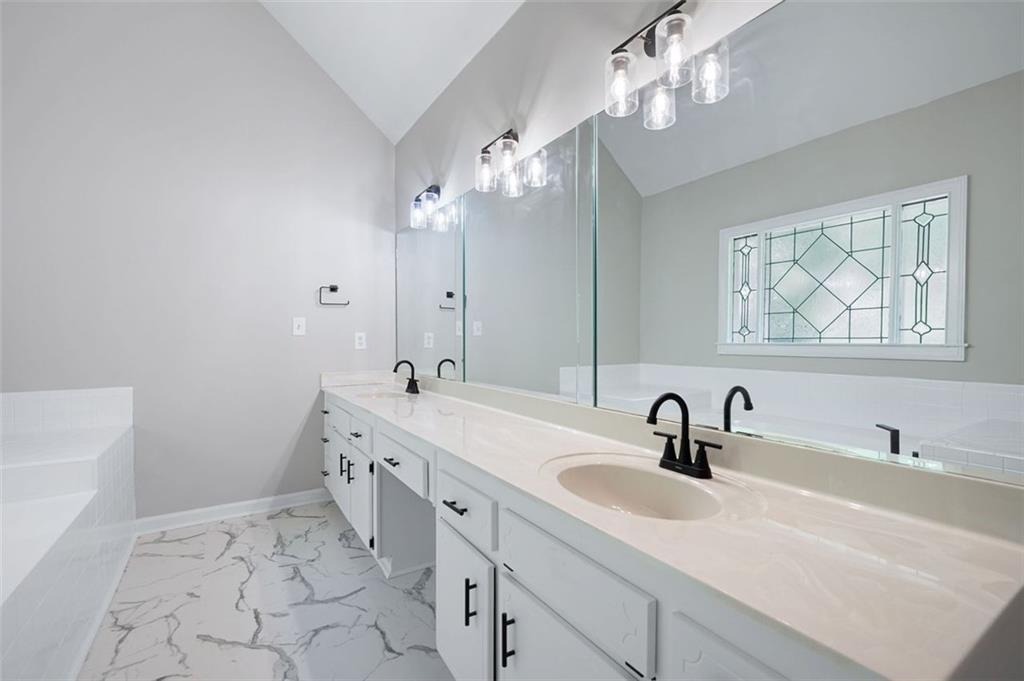 Saddle Brook - Residential