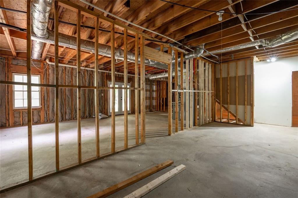 Saddle Brook - Residential