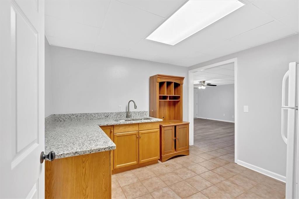 46 Centerport Drive, White, Georgia image 27