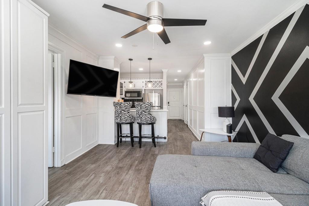 215 Piedmont Avenue NE 2210