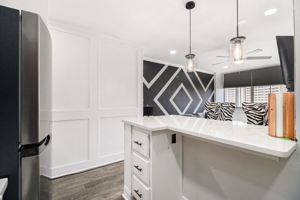215 Piedmont Avenue NE 2210