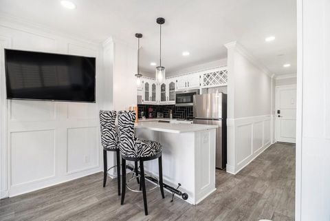 215 Piedmont Avenue NE 2210 Atlanta GA 30308