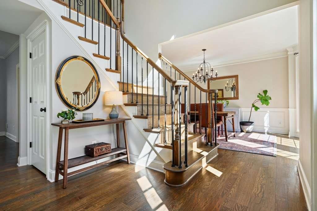 3097 Oak Chase Drive